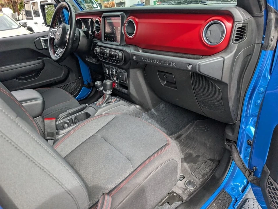2022 Jeep JL Wrangler - Image 15 of 21