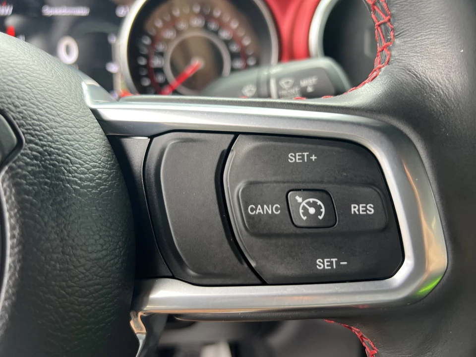 2022 Jeep - Image 22 of 28