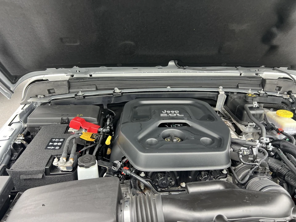 2022 Jeep - Image 26 of 28