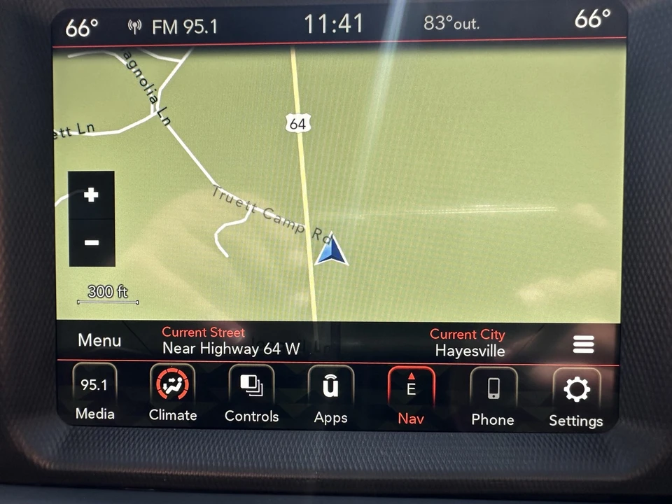 2022 Jeep JL Wrangler - Image 25 of 31