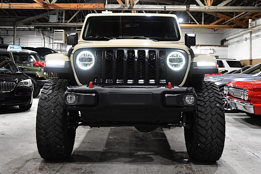 2022 Jeep JL Wrangler - Image 2 of 12