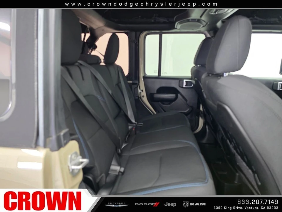 2022 Jeep JL Wrangler - Image 17 of 21