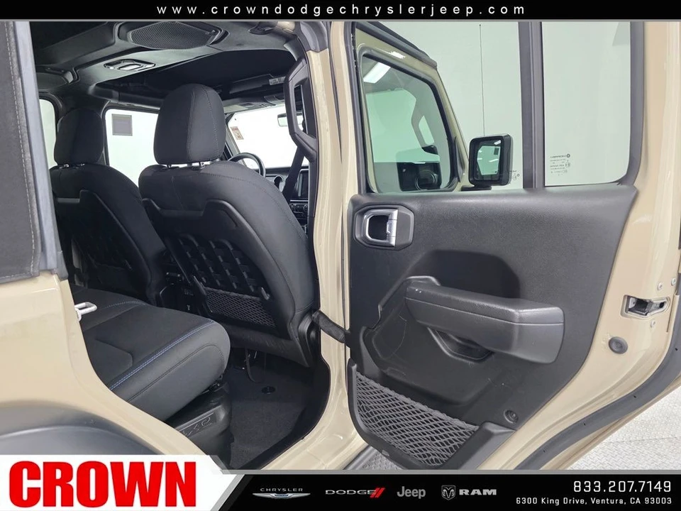 2022 Jeep JL Wrangler - Image 16 of 21