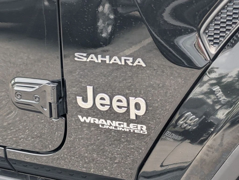 2022 Jeep JL Wrangler - Image 10 of 30