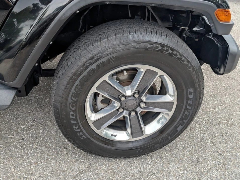 2022 Jeep JL Wrangler - Image 19 of 30