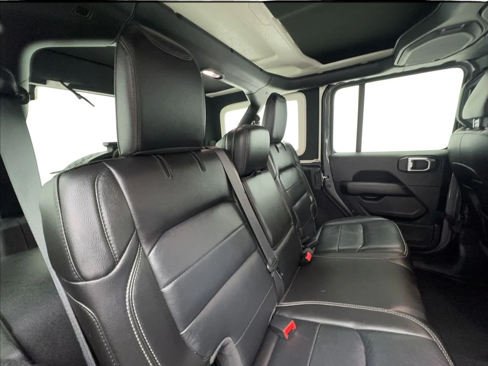 2022 Jeep JL Wrangler - Image 24 of 31