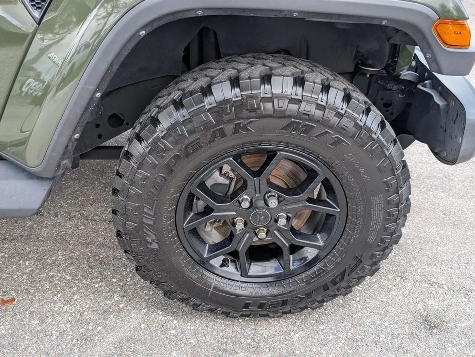2022 Jeep JL Wrangler - Image 19 of 21