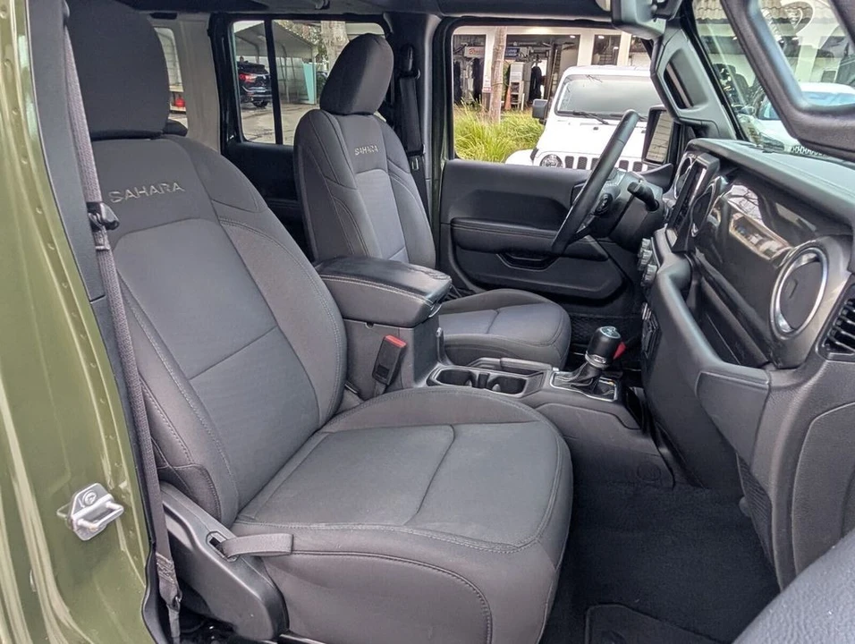 2022 Jeep JL Wrangler - Image 18 of 21