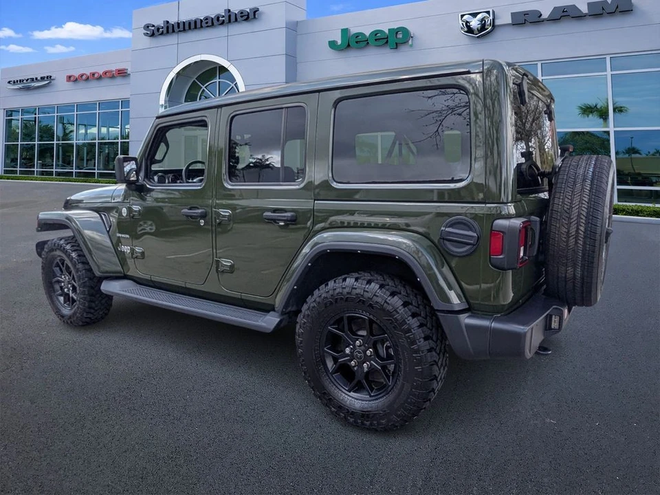 2022 Jeep JL Wrangler - Image 5 of 21