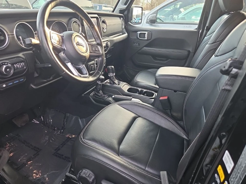 2022 Jeep JL Wrangler - Image 3 of 4