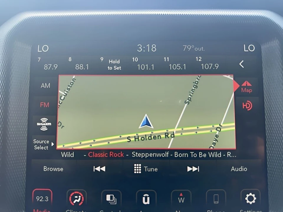 2022 Jeep JL Wrangler - Image 18 of 21