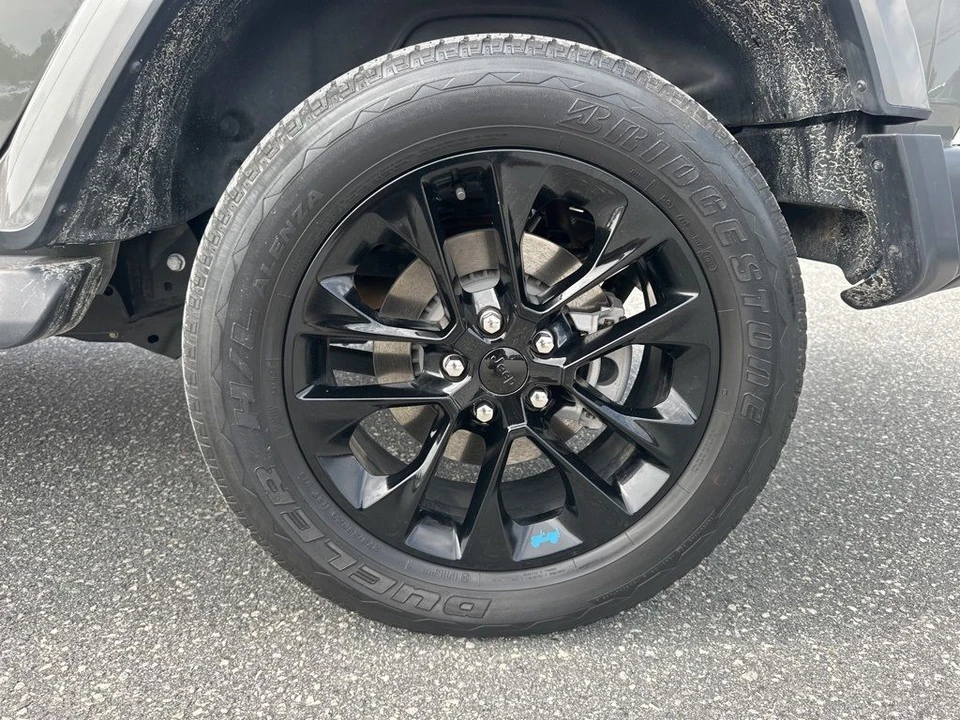 2022 Jeep JL Wrangler - Image 29 of 31