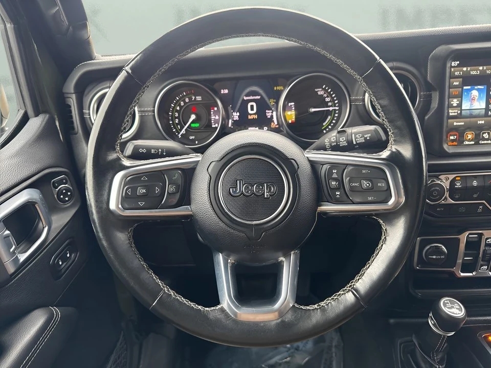 2022 Jeep JL Wrangler - Image 13 of 31