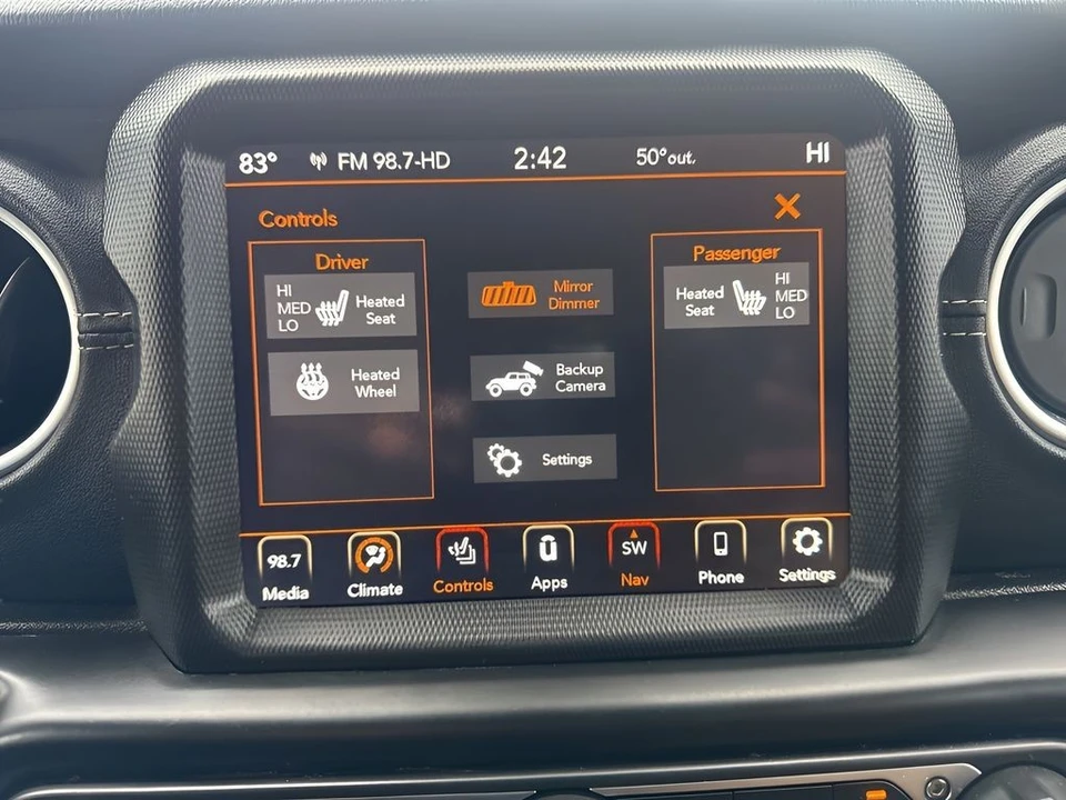 2022 Jeep JL Wrangler - Image 21 of 31
