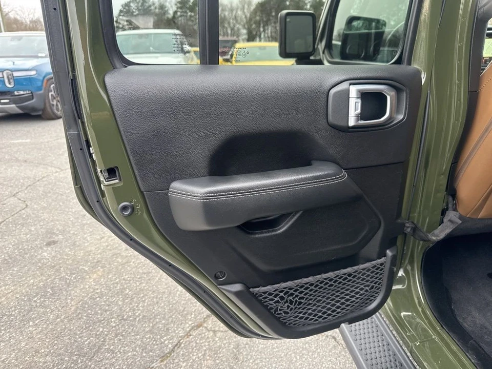2022 Jeep JL Wrangler - Image 28 of 31