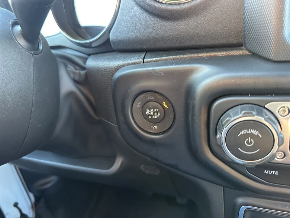 2022 Jeep JL Wrangler - Image 21 of 21