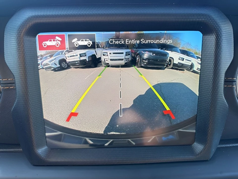 2022 Jeep JL Wrangler - Image 19 of 21