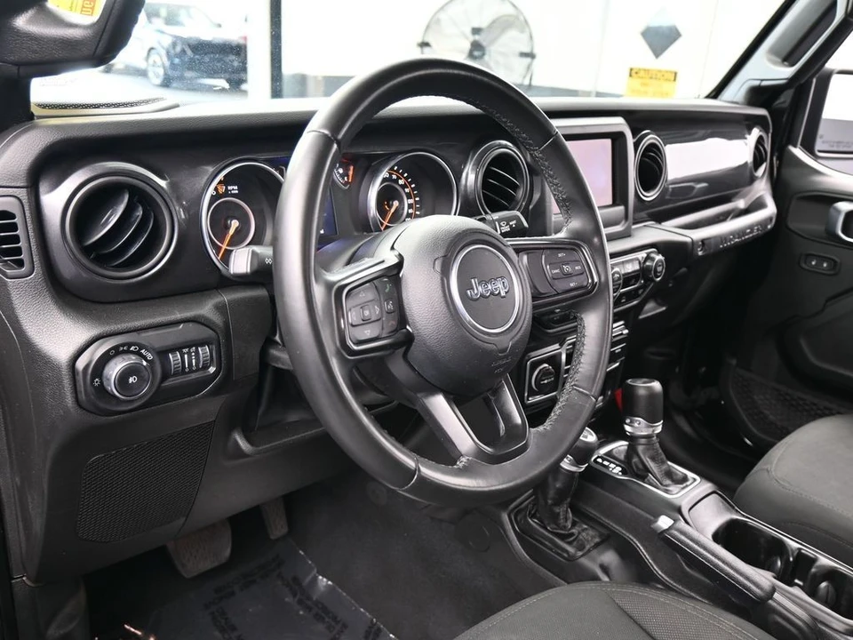 2022 Jeep JL Wrangler - Image 10 of 12