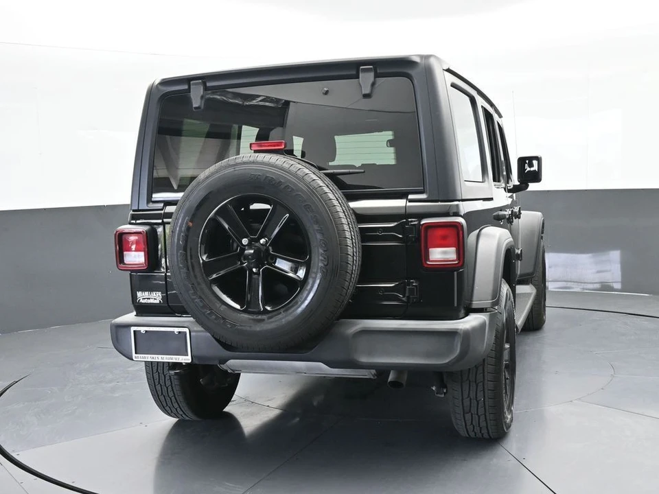 2022 Jeep JL Wrangler - Image 5 of 12