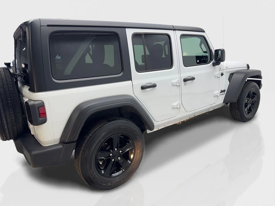 2022 Jeep JL Wrangler - Image 13 of 21