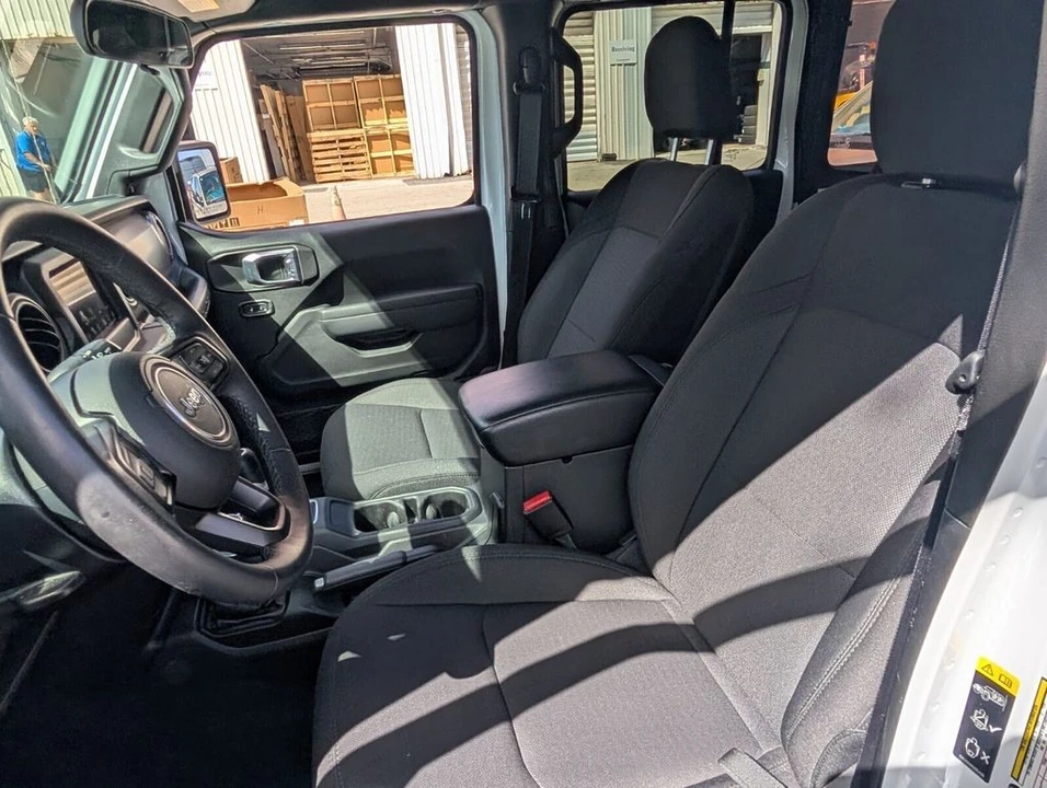 2022 Jeep JL Wrangler - Image 12 of 21