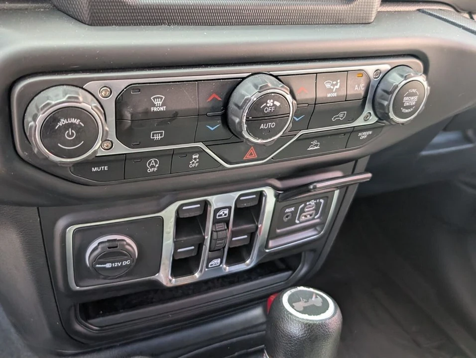 2022 Jeep JL Wrangler - Image 21 of 21