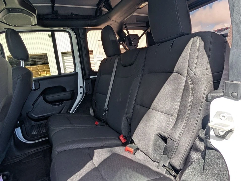 2022 Jeep JL Wrangler - Image 14 of 21