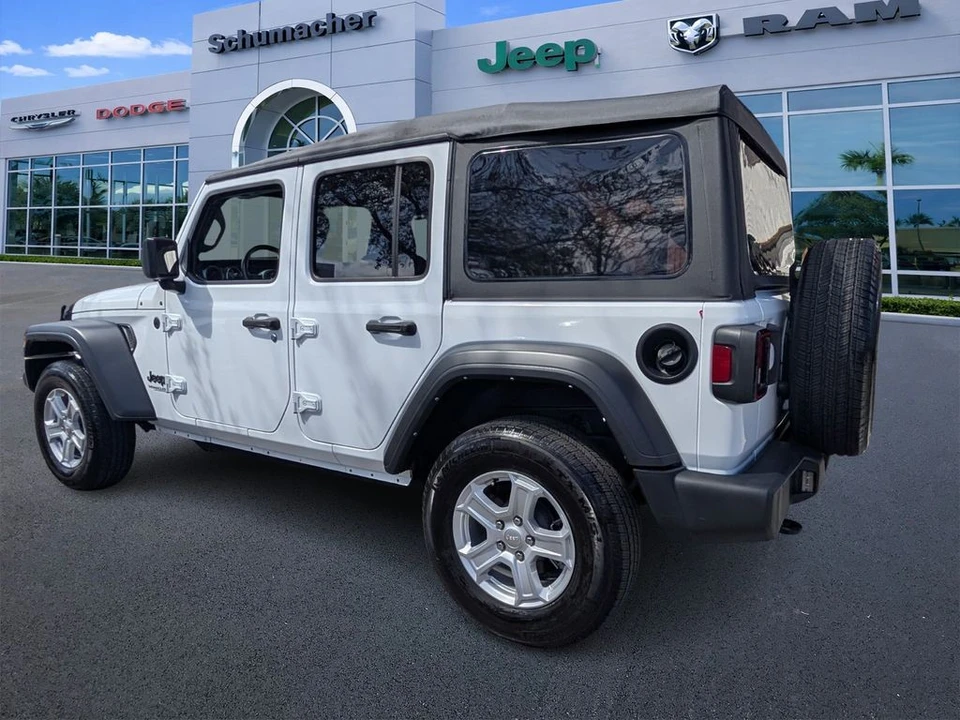 2022 Jeep JL Wrangler - Image 5 of 21