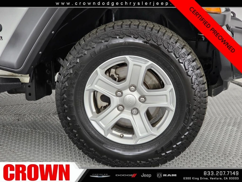 2022 Jeep JL Wrangler - Image 9 of 12