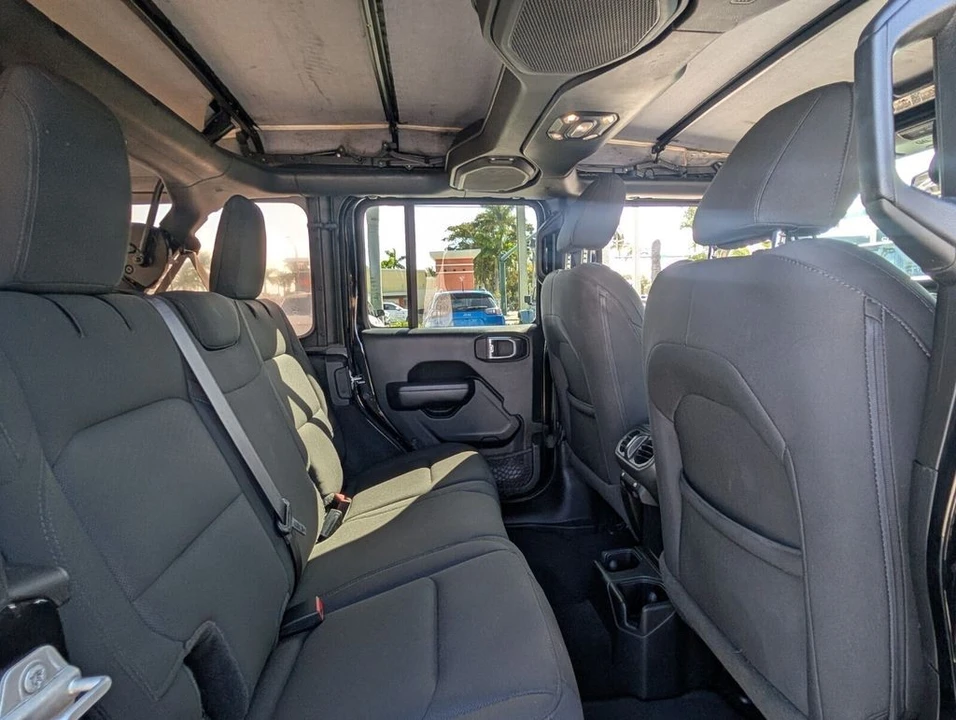 2022 Jeep JL Wrangler - Image 16 of 21