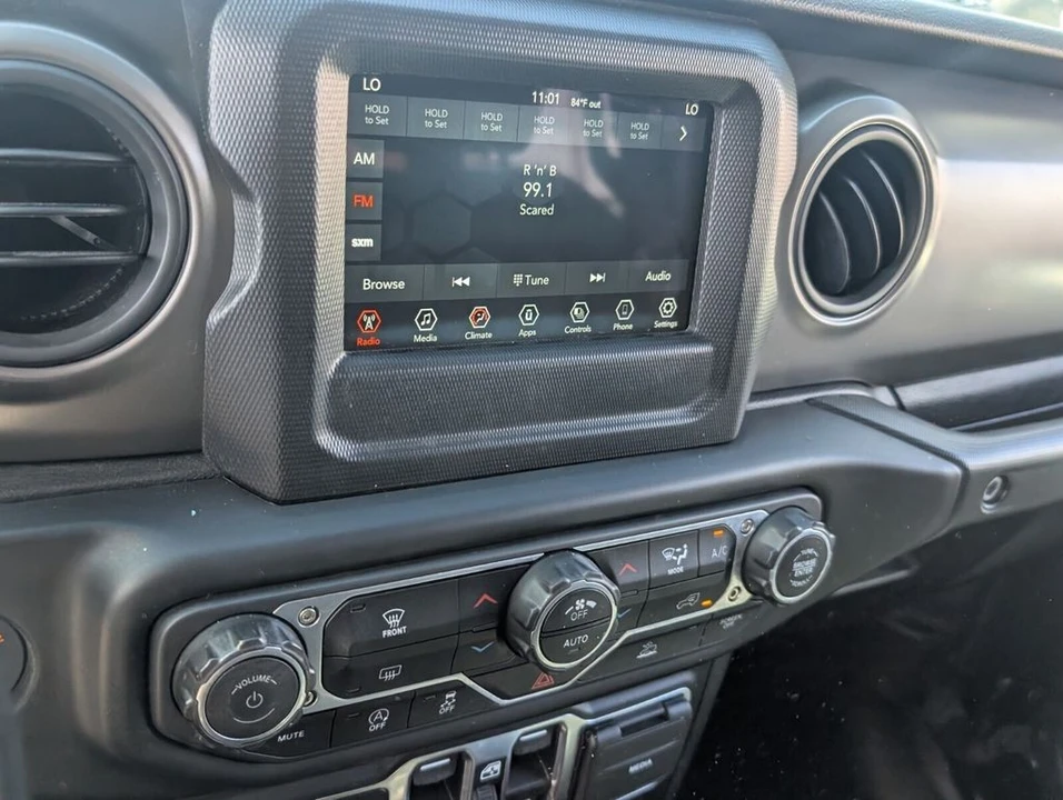 2022 Jeep JL Wrangler - Image 21 of 21
