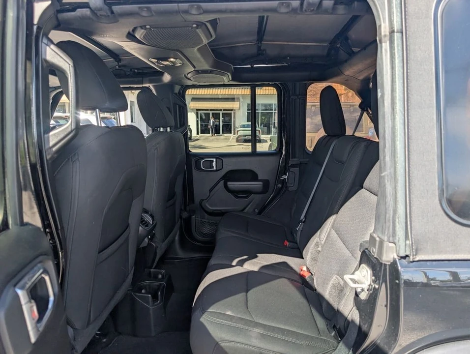 2022 Jeep JL Wrangler - Image 14 of 21