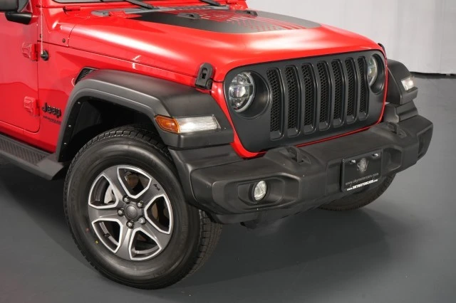 2022 Jeep JL Wrangler - Image 9 of 31