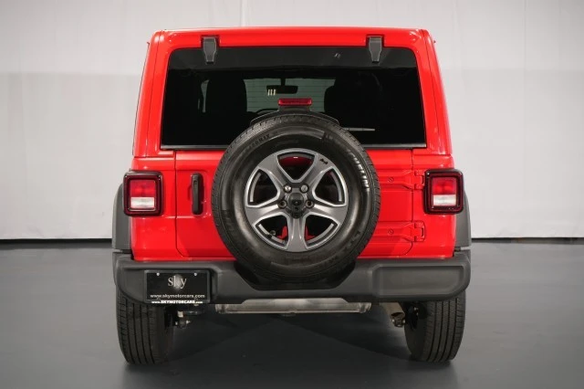 2022 Jeep JL Wrangler - Image 17 of 31