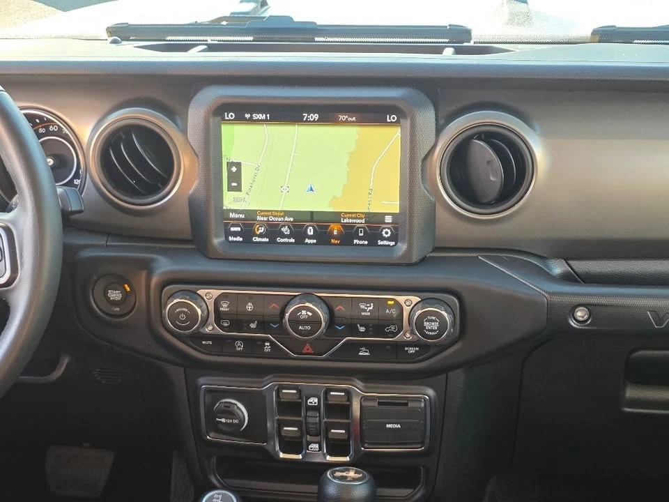 2022 Jeep JL Wrangler - Image 9 of 20