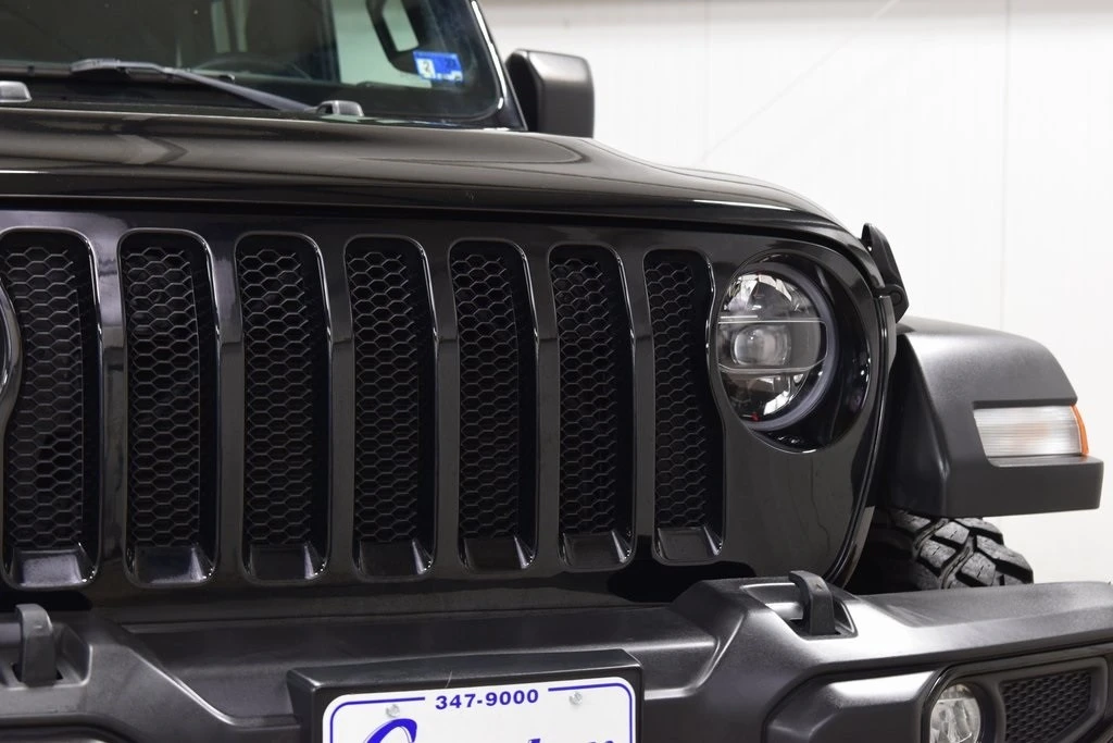 2022 Jeep JL Wrangler - Image 11 of 12