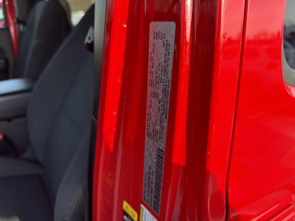 2022 Jeep JL Wrangler - Image 20 of 21