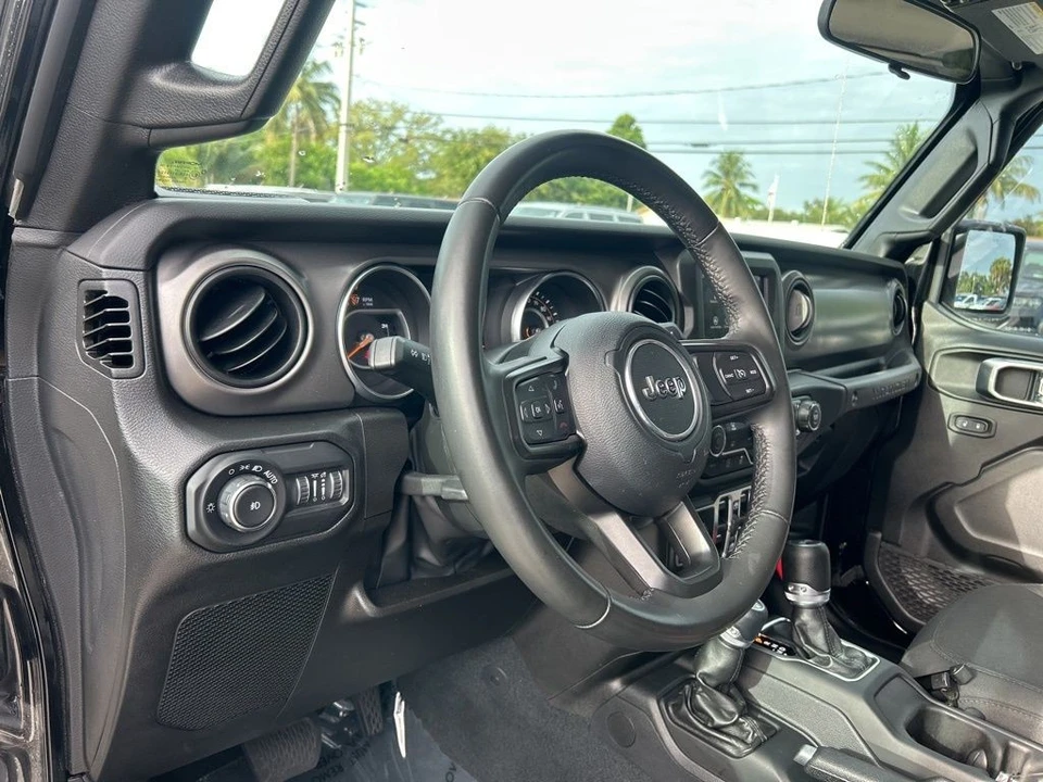 2022 Jeep JL Wrangler - Image 12 of 12