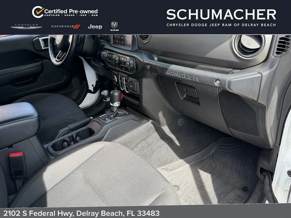 2022 Jeep JL Wrangler - Image 17 of 28