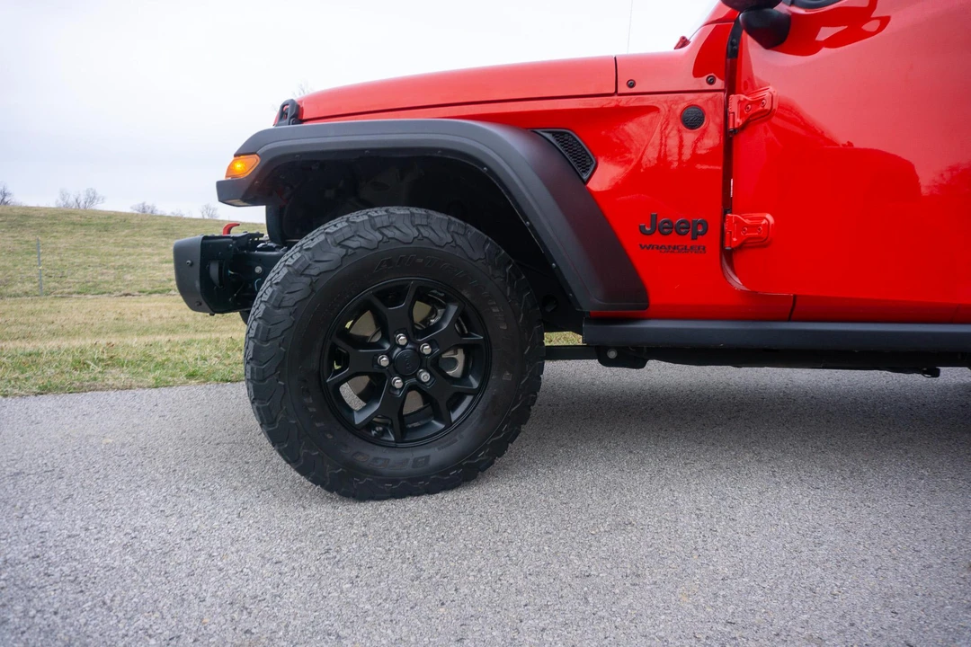 2022 Jeep JL Wrangler - Image 22 of 31