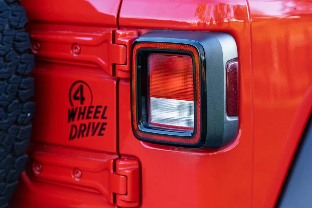 2022 Jeep JL Wrangler - Image 20 of 31
