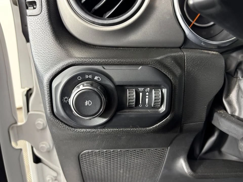 2022 Jeep JL Wrangler - Image 3 of 20