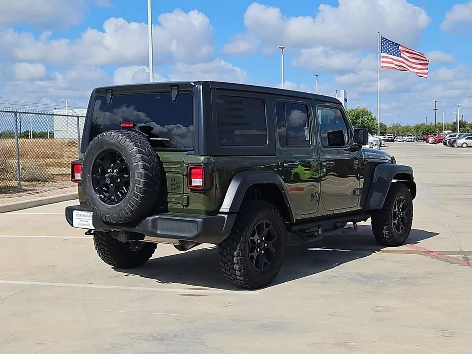 2022 Jeep JL Wrangler - Image 4 of 12