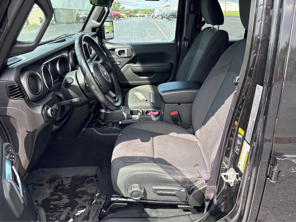 2022 Jeep JL Wrangler - Image 13 of 16