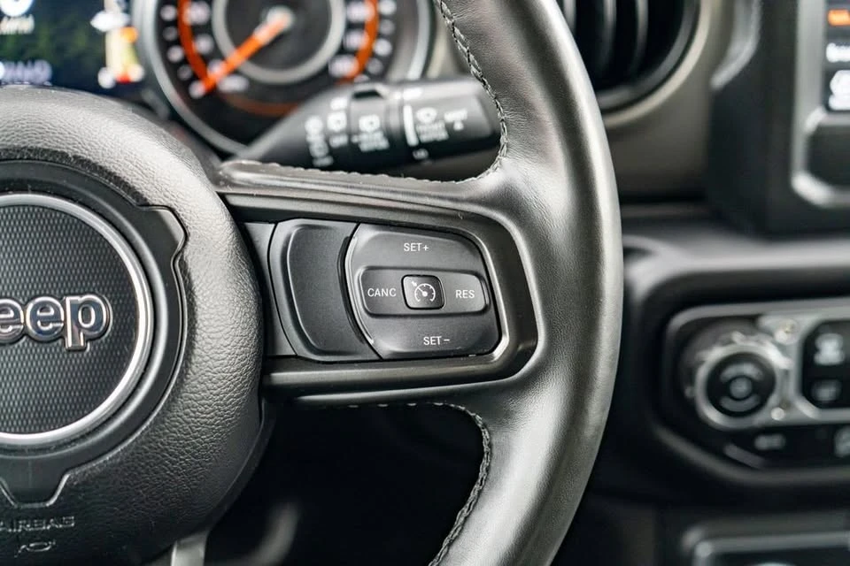 2022 Jeep JL Wrangler - Image 19 of 20