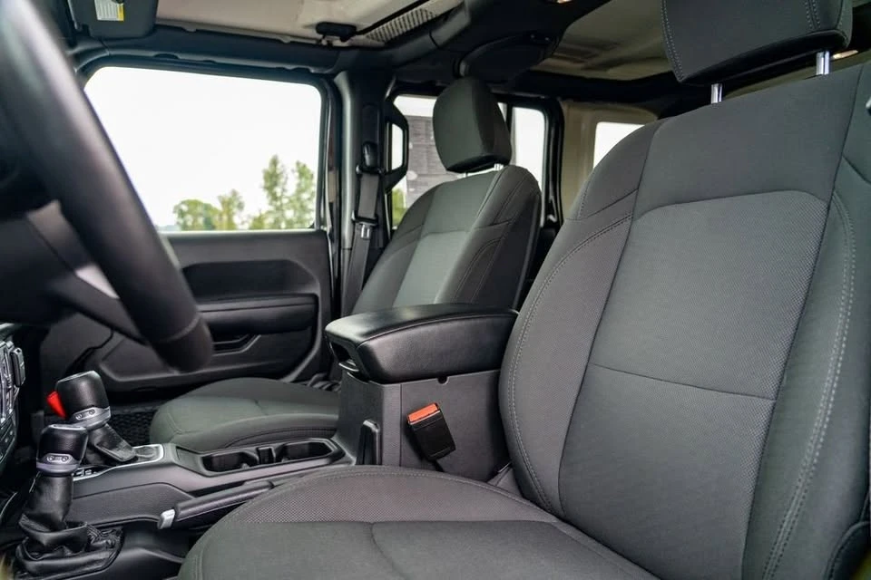 2022 Jeep JL Wrangler - Image 13 of 20