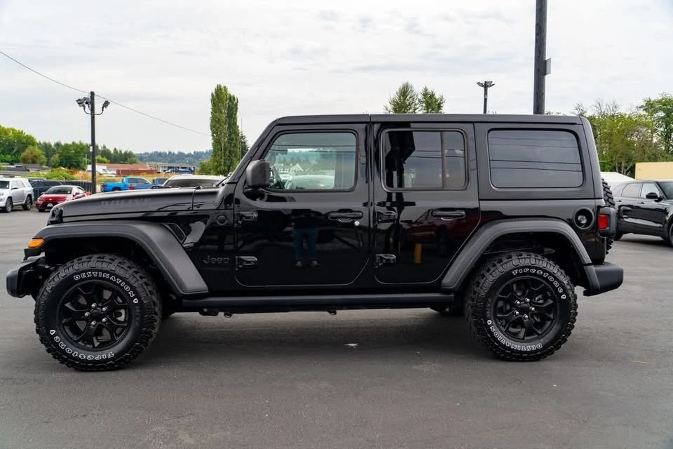 2022 Jeep JL Wrangler - Image 11 of 20