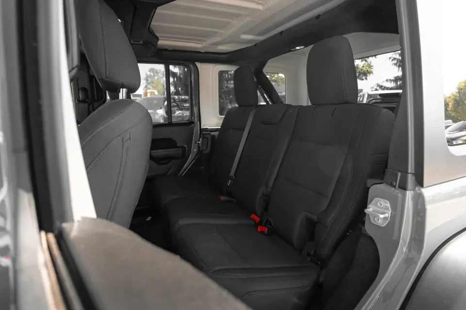 2022 Jeep JL Wrangler - Image 11 of 15