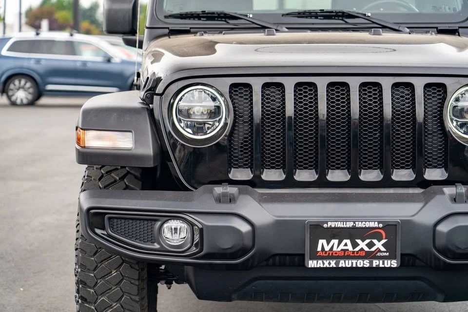 2022 Jeep JL Wrangler - Image 4 of 5