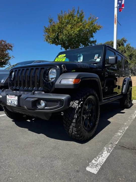2022 Jeep JL Wrangler - Image 2 of 6